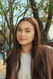 Ảnh diễn viên Caitlin Halderman