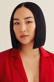 Ảnh diễn viên Greta Lee