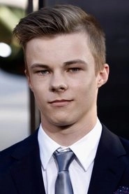 Ảnh diễn viên Nicholas Hamilton